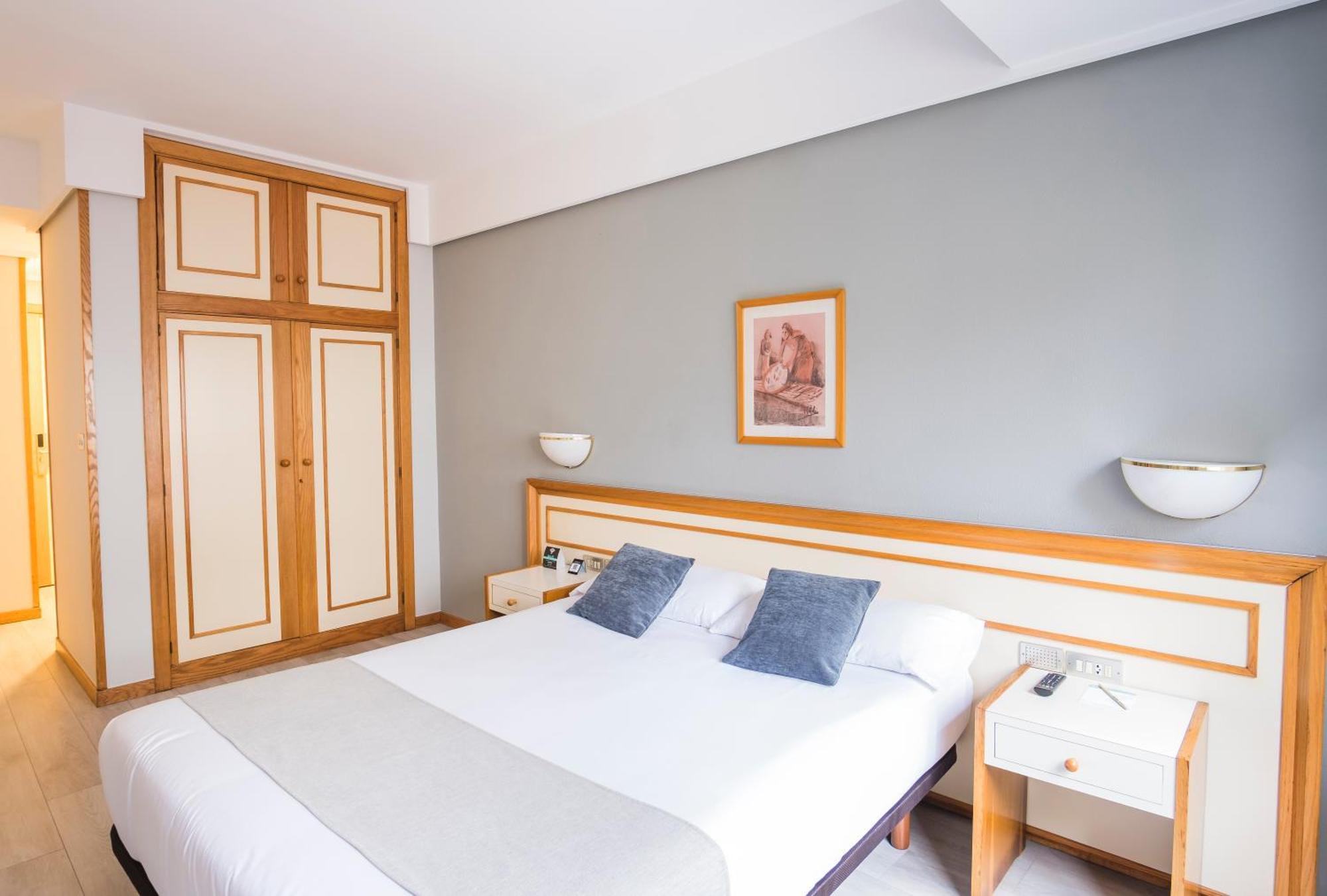 Hotel Alda Бойро Екстер'єр фото