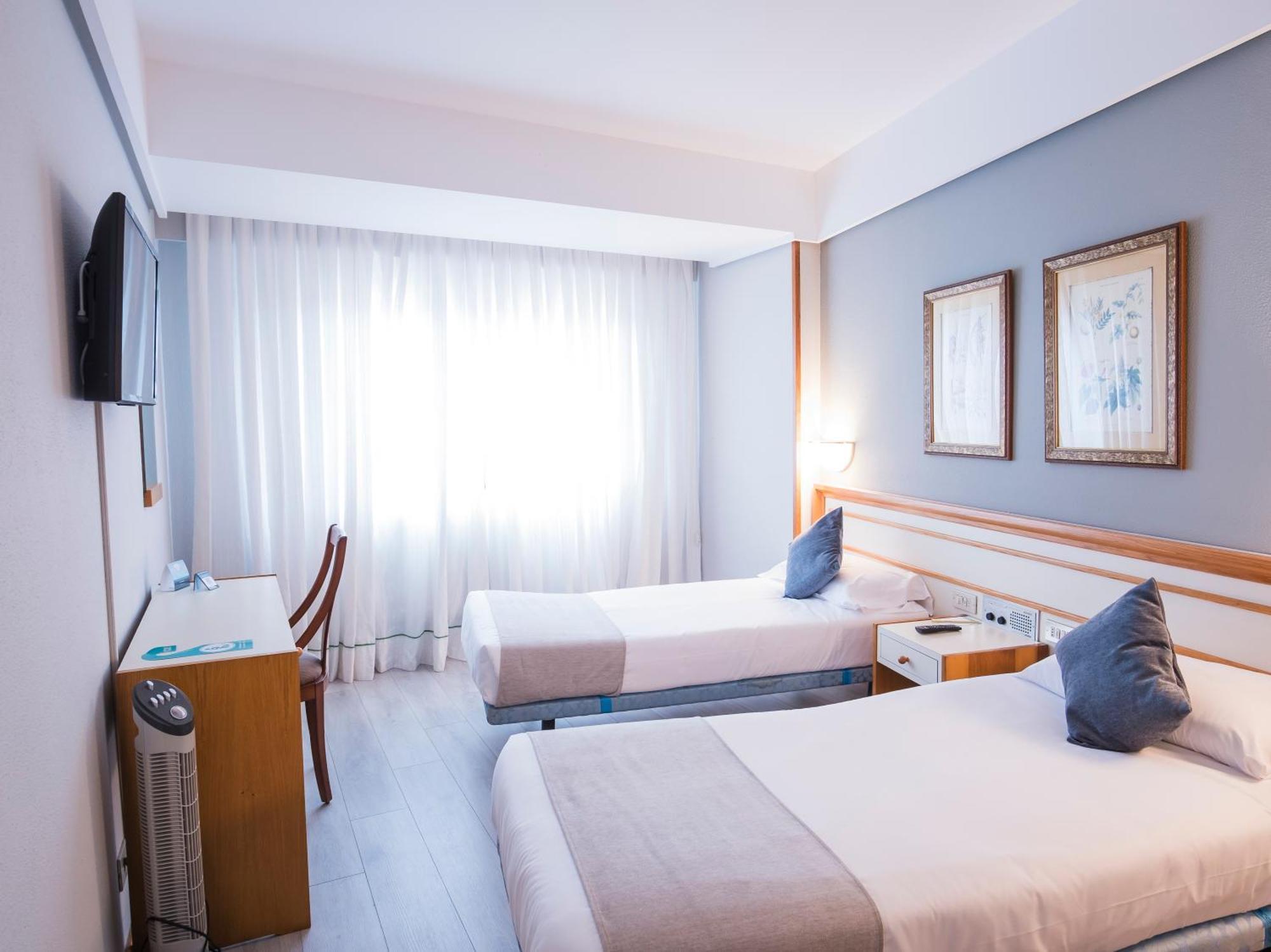 Hotel Alda Бойро Екстер'єр фото