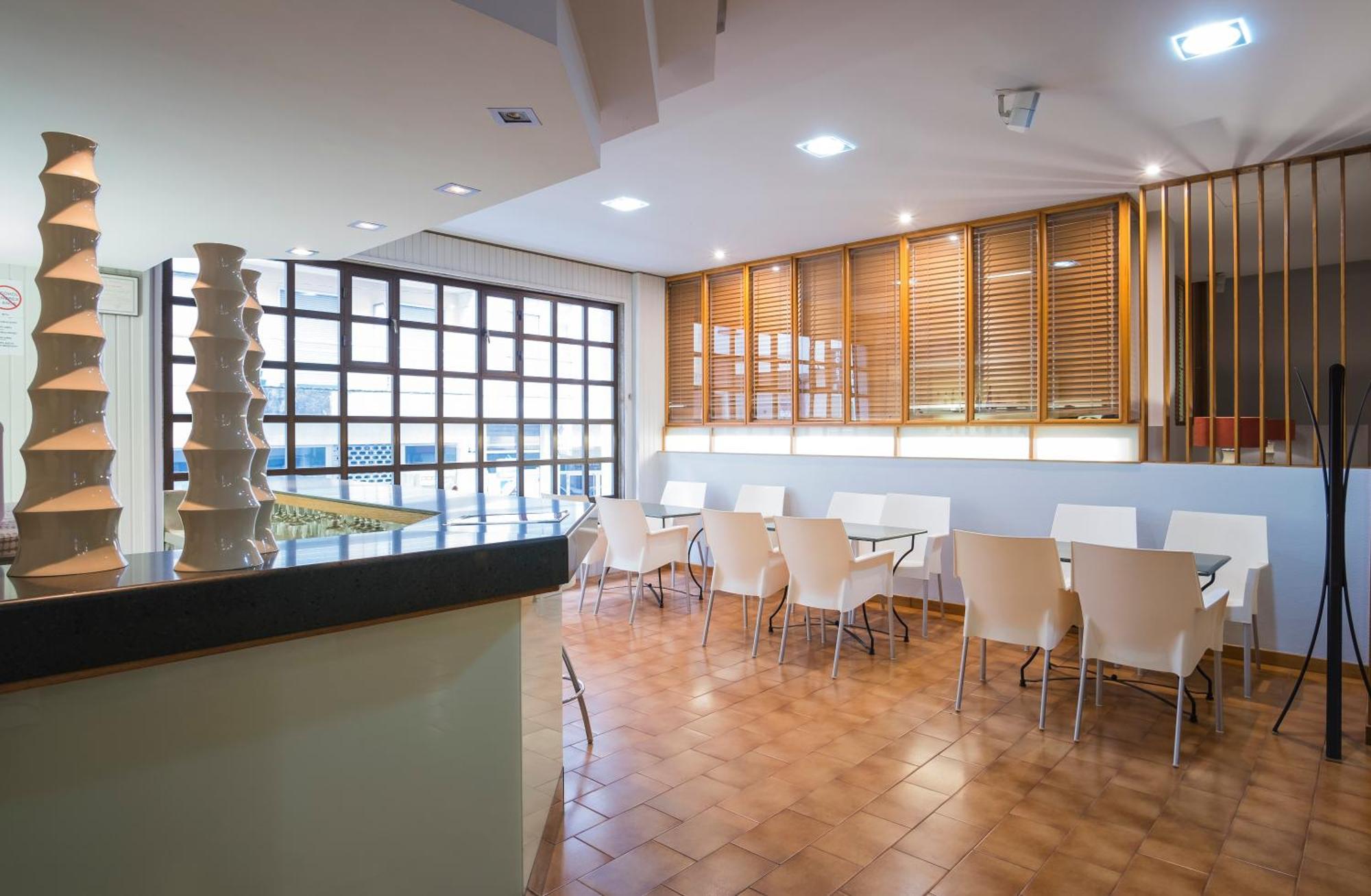 Hotel Alda Бойро Екстер'єр фото