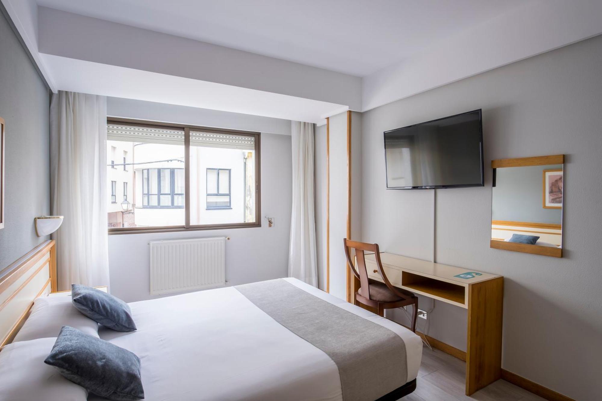 Hotel Alda Бойро Екстер'єр фото
